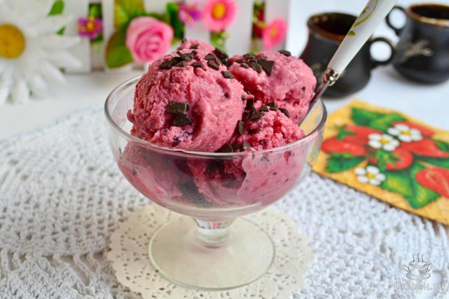 Ягодное мороженое на йогурте - пошаговый рецепт с фото