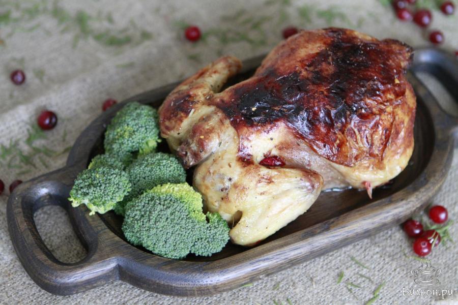 Цыпленок запеченный с яблоками и клюквой - пошаговый рецепт с фото