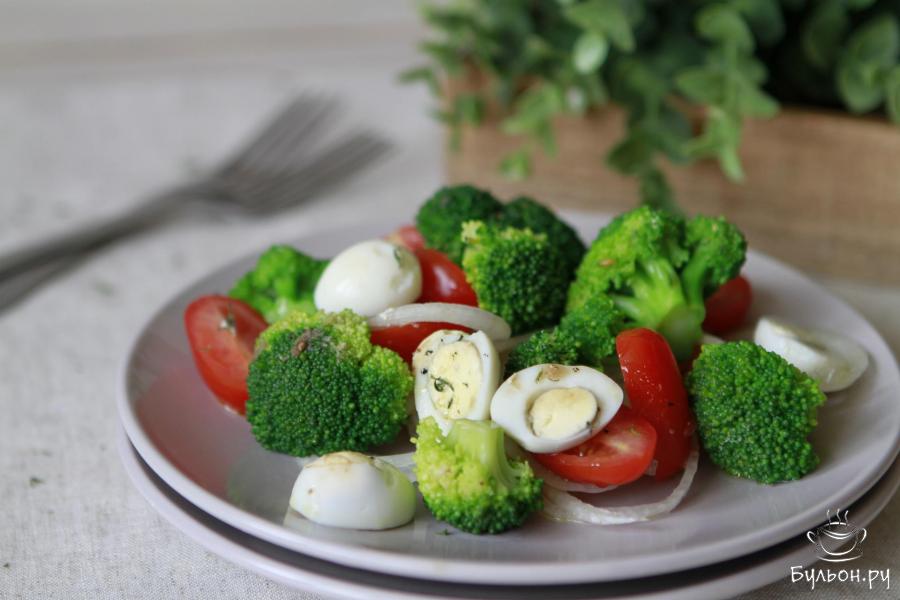 Салат из брокколи с яйцом и помидорами - пошаговый рецепт с фото