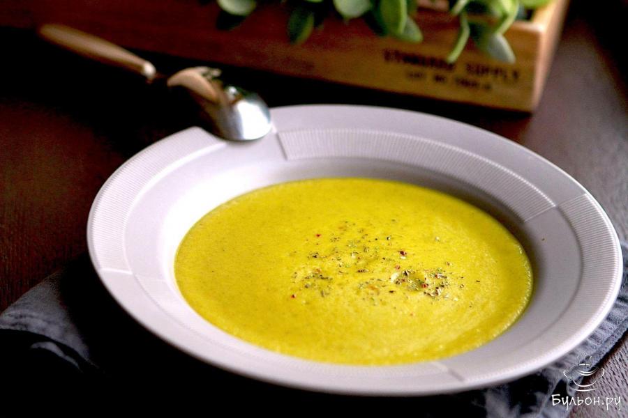 Овощной суп пюре из цуккини и цветной капусты