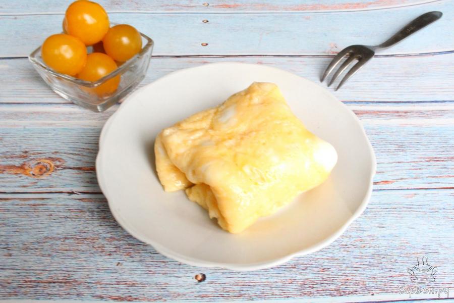 Яичный конвертик с сыром - пошаговый рецепт с фото