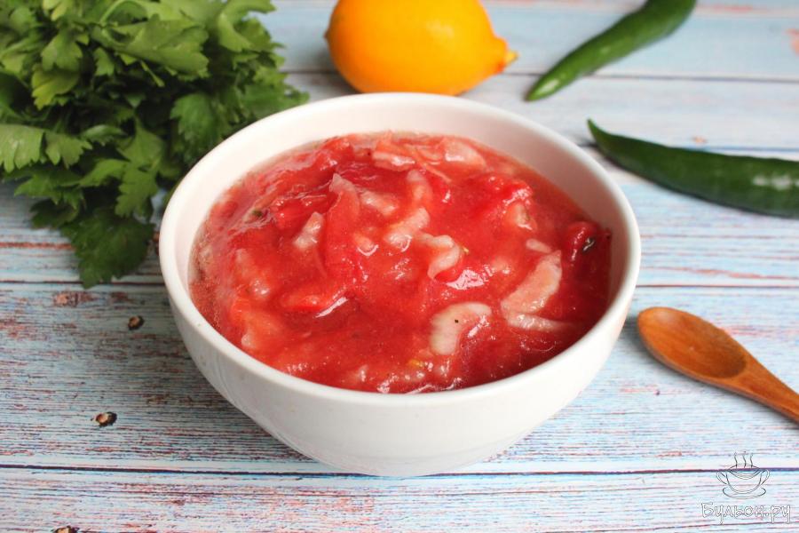Холодный суп из томатов по-арабски