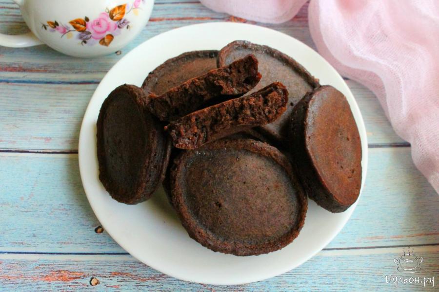 Шоколадные оладьи на молоке на сковороде - пошаговый рецепт с фото
