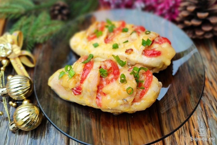 Куриное филе с помидором и моцареллой в духовке - пошаговый рецепт с фото
