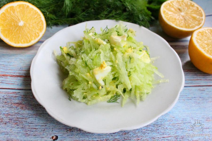 Салат из редьки с яйцом и зеленью - пошаговый рецепт с фото