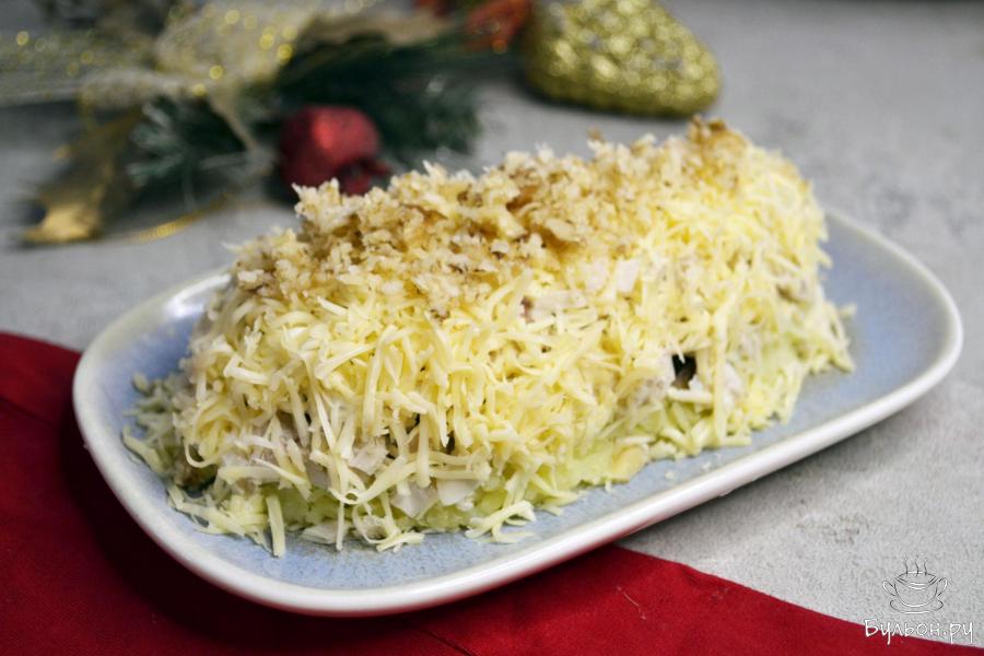 Салат из курицы, грибов, сыра и картофеля - пошаговый рецепт с фото