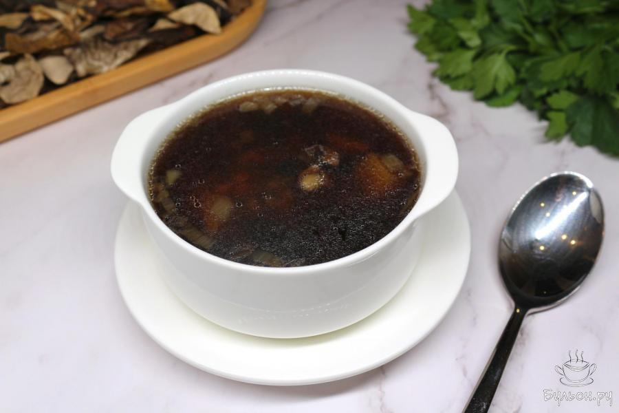 Суп из лесных сушеных грибов - пошаговый рецепт с фото