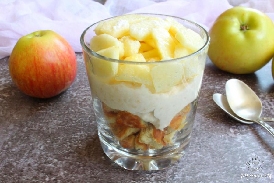 Десерт из печенья, яблок и сливочного сыра в стакане - пошаговый рецепт с фото