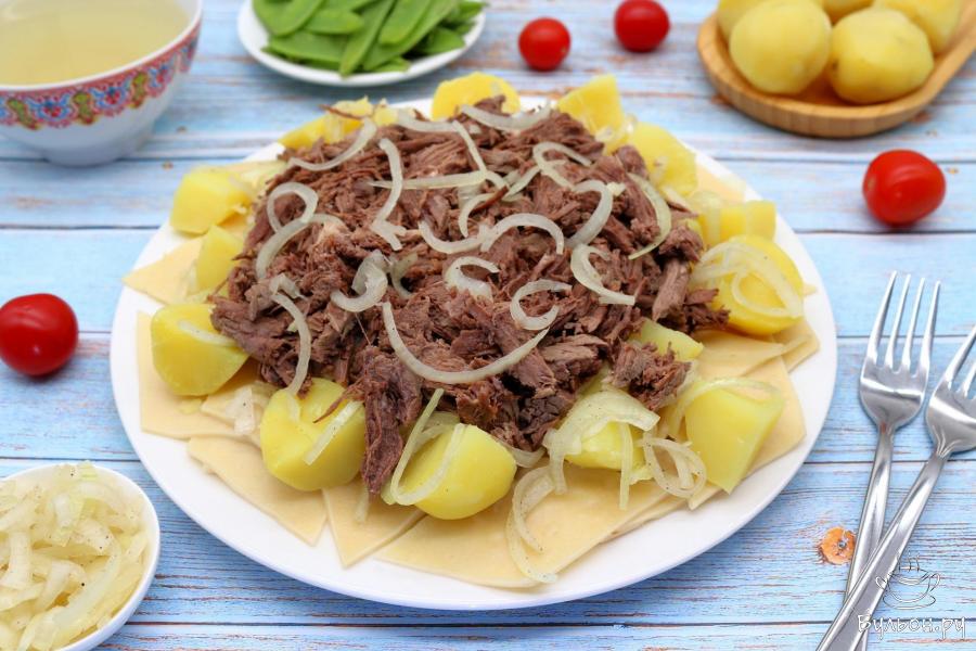 Бешбармак из говядины с картофелем - пошаговый рецепт с фото