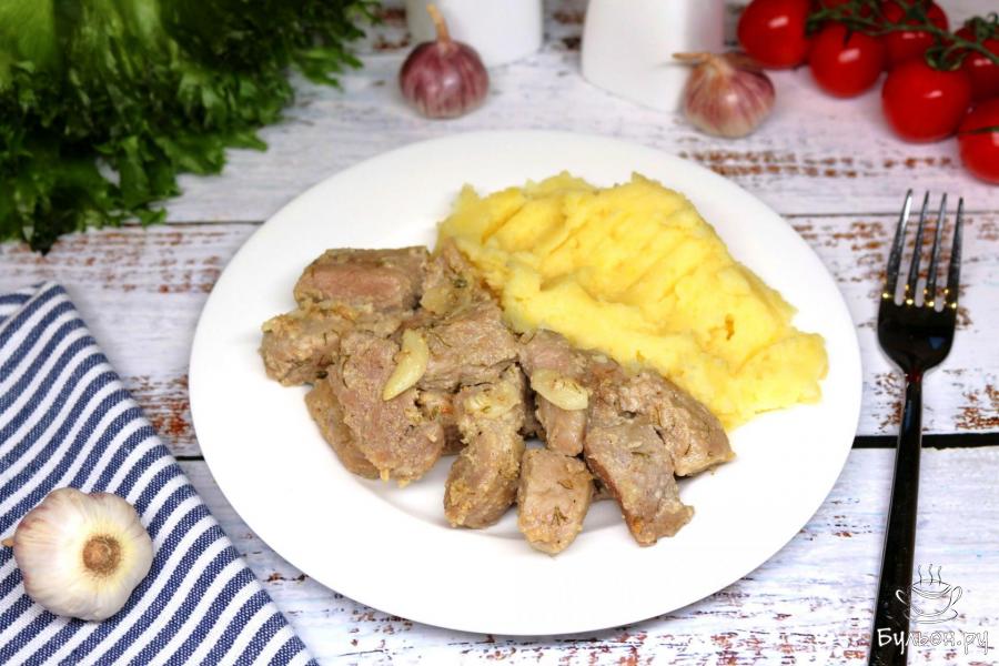 Свинина в кефирном маринаде на сковороде - пошаговый рецепт с фото