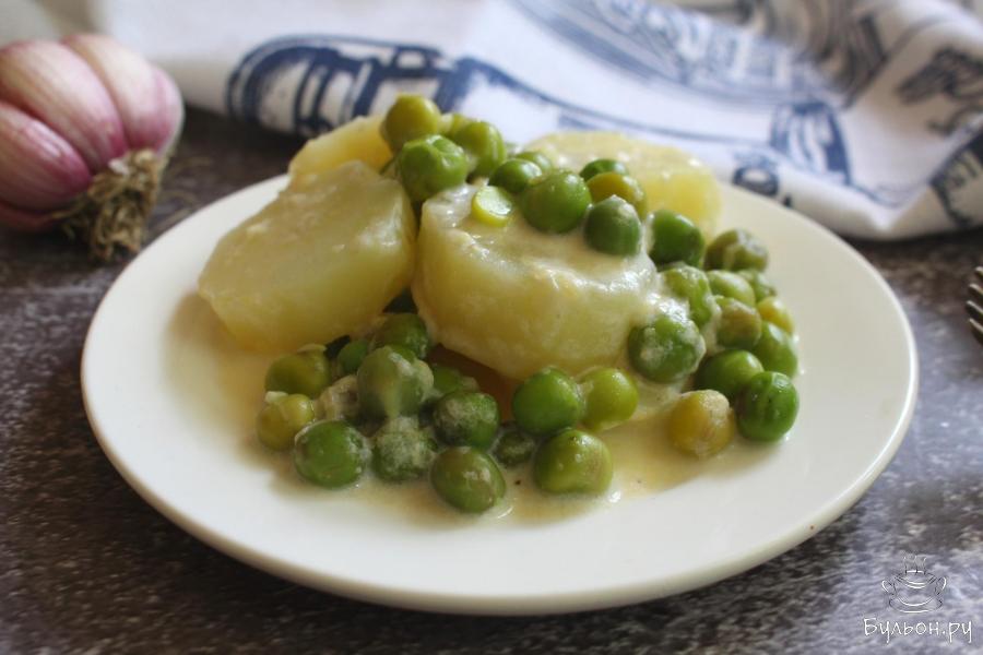 Молодой картофель со свежим зеленым горошком - пошаговый рецепт с фото