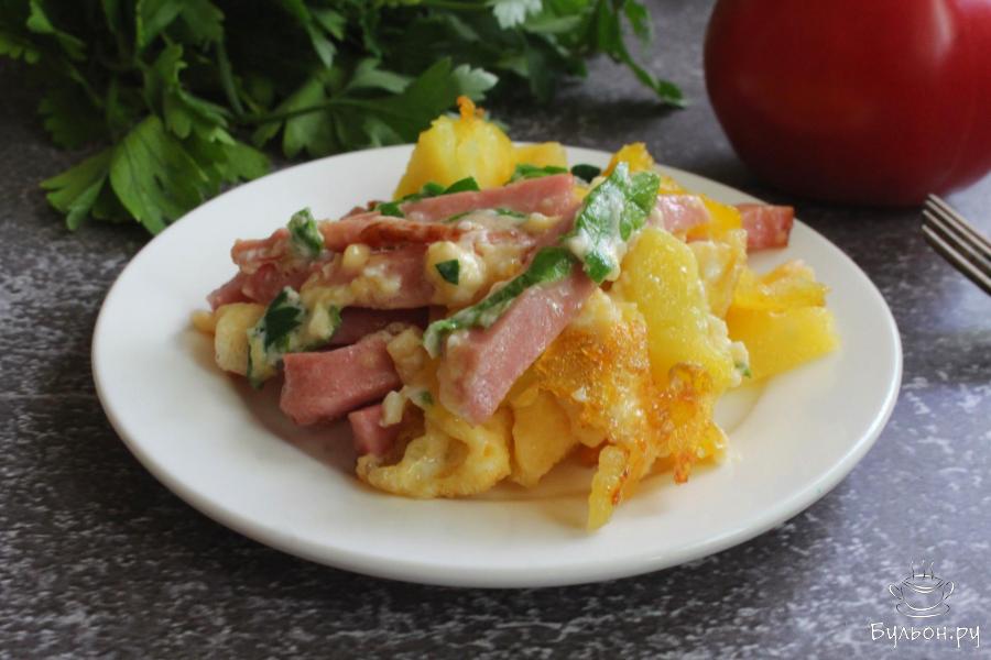 Яичница с вареным картофелем и вареной колбасой - пошаговый рецепт с фото
