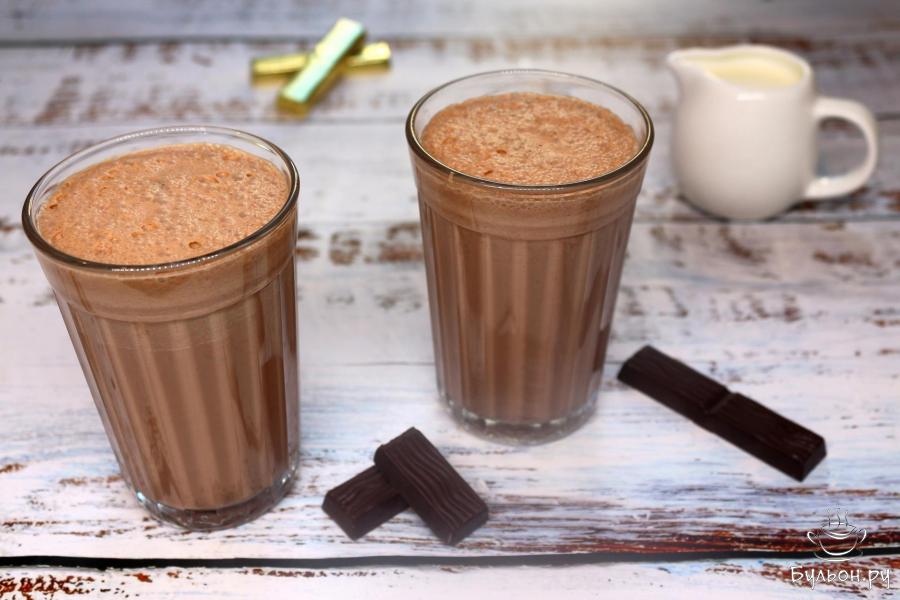 Молочный коктейль из шоколадного мороженого и какао - пошаговый рецепт с фото