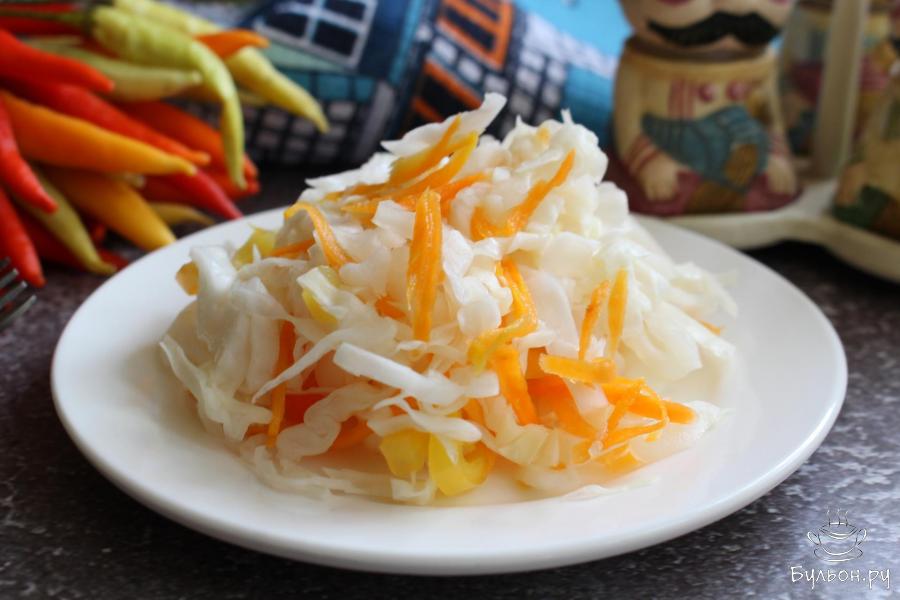 Быстрая маринованная капуста с овощами - пошаговый рецепт с фото