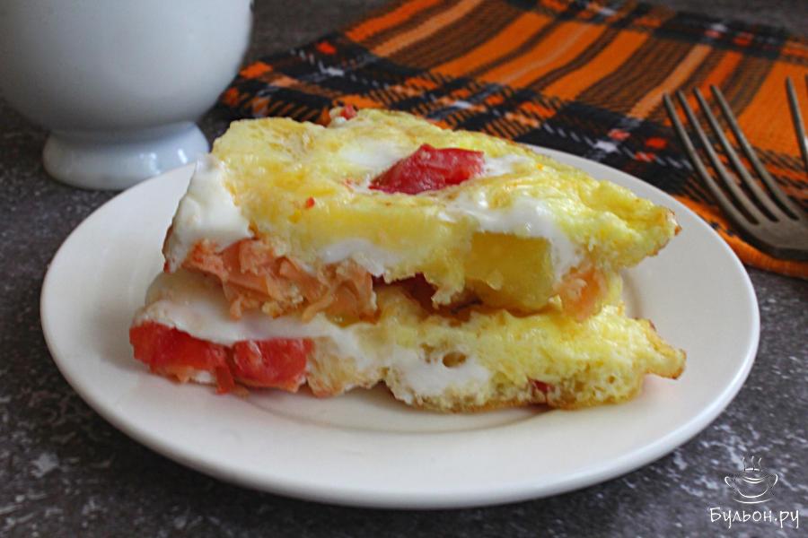 Омлет с вареной картошкой, томатами и копченой семгой - пошаговый рецепт с фото