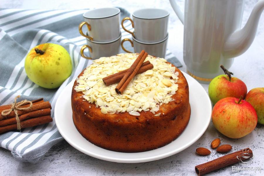 Заливной пряный пирог с яблоками - пошаговый рецепт с фото