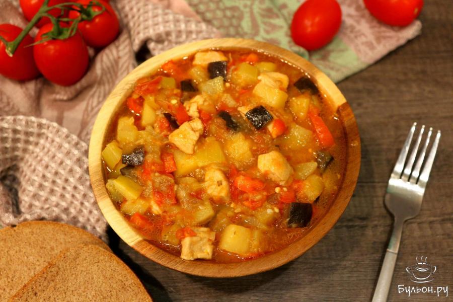 Рецепт курицы, тушеной на сковороде с рисом и овощами пошагово с фото