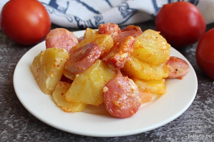 Картофель с сосисками и помидорами в духовке - пошаговый рецепт с фото