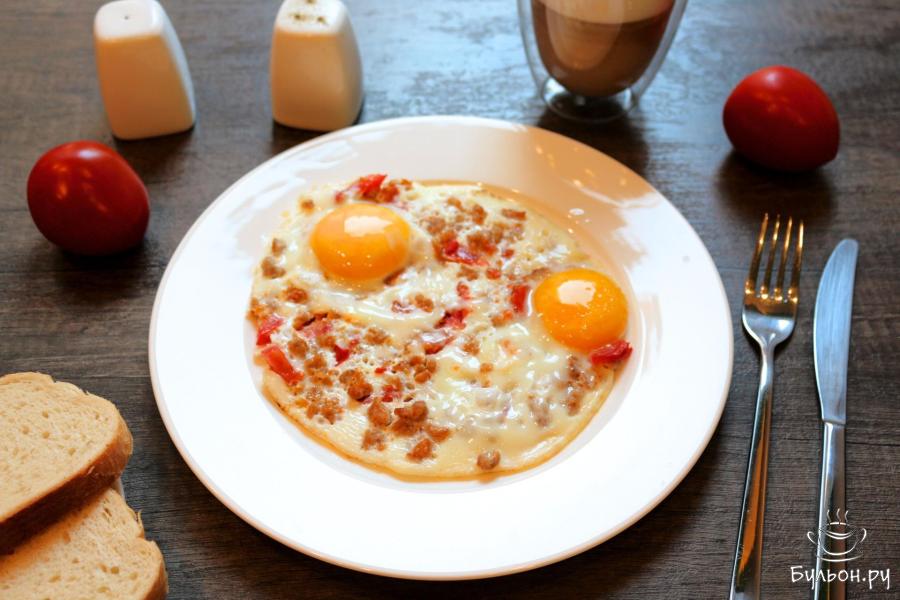 Яичница с фаршем и помидорами - пошаговый рецепт с фото