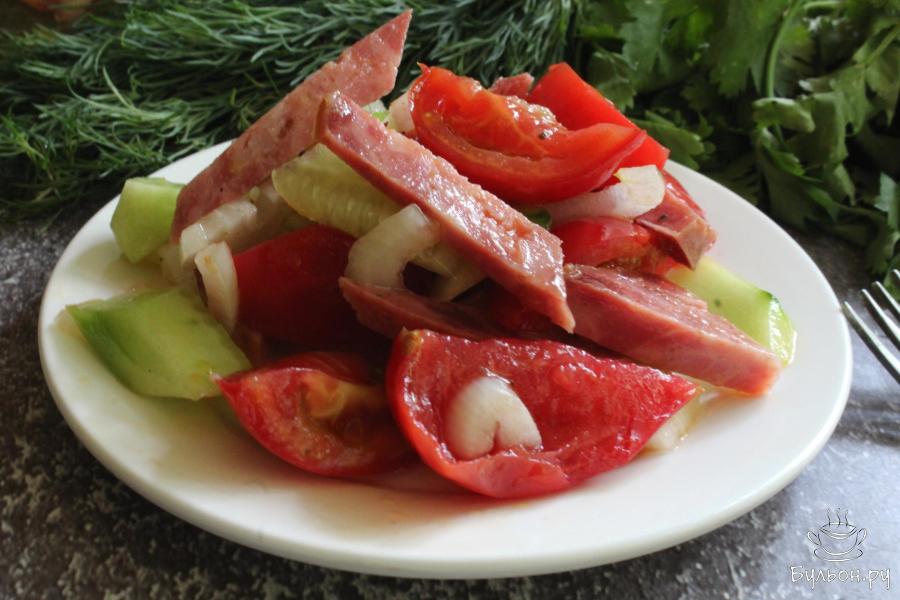 Салат с помидорами, огурцами и ветчиной - пошаговый рецепт с фото