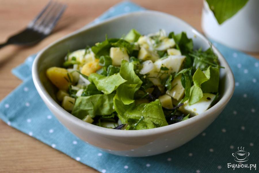 Салат из яиц и сыра со свежей зеленью - пошаговый рецепт с фото