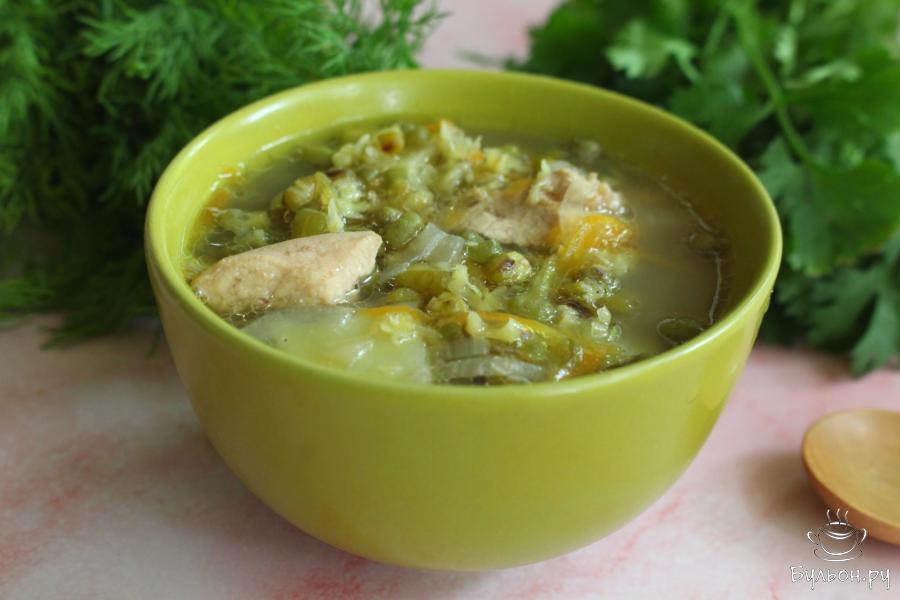 Суп с куриной грудкой, машем и овощами Суп с куриной грудкой, машем и овощами