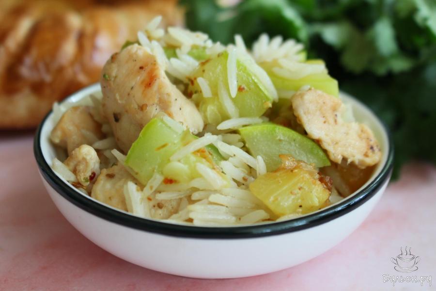 Тушеные кабачки с куриной грудкой и рисом Тушеные кабачки с куриной грудкой и рисом