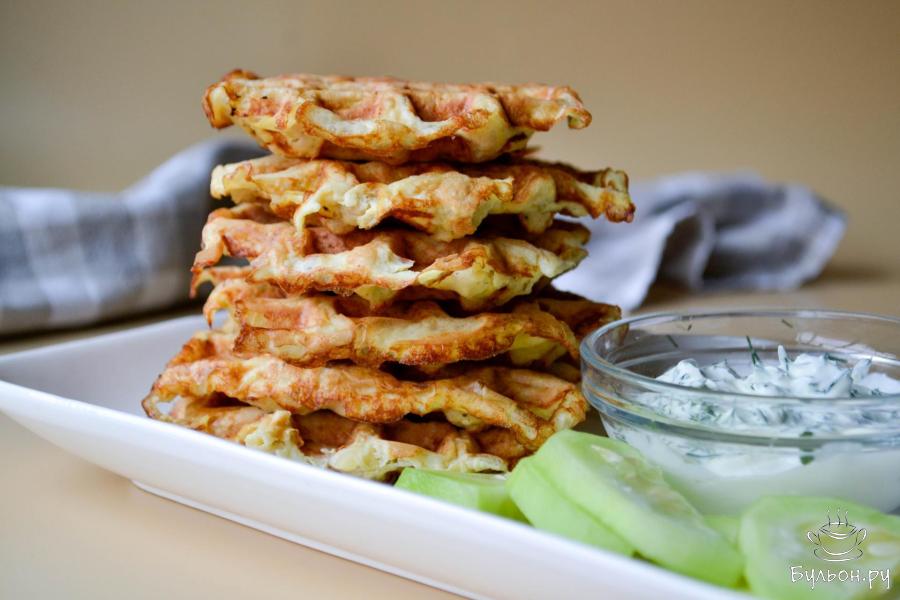 Вафли кабачковые с вареной курицей Вафли кабачковые с вареной курицей