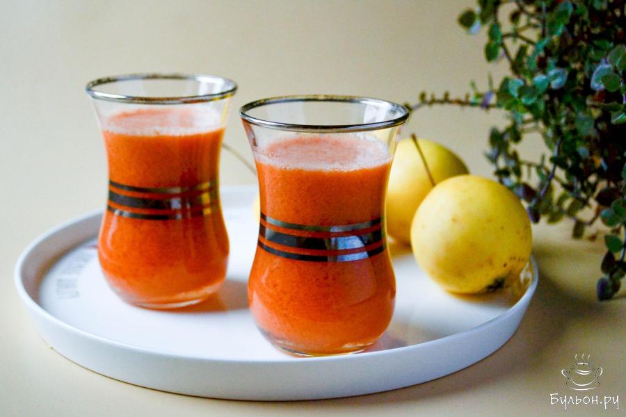 Сок из яблок и моркови через соковыжималку