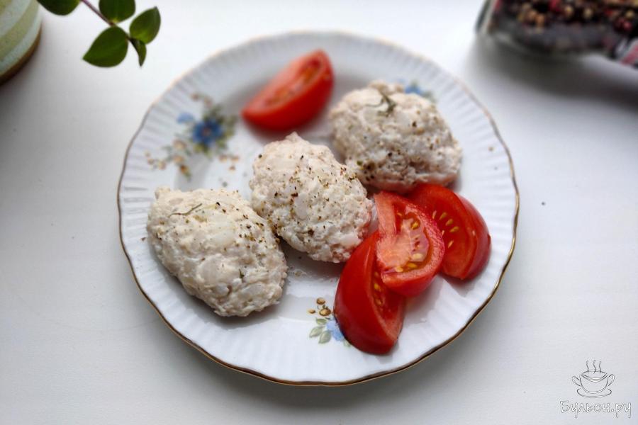 Кнели из куриного фарша с рисом