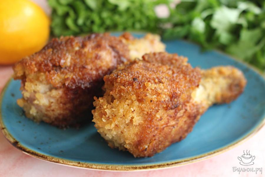 Куриные голени по-венски на сковороде