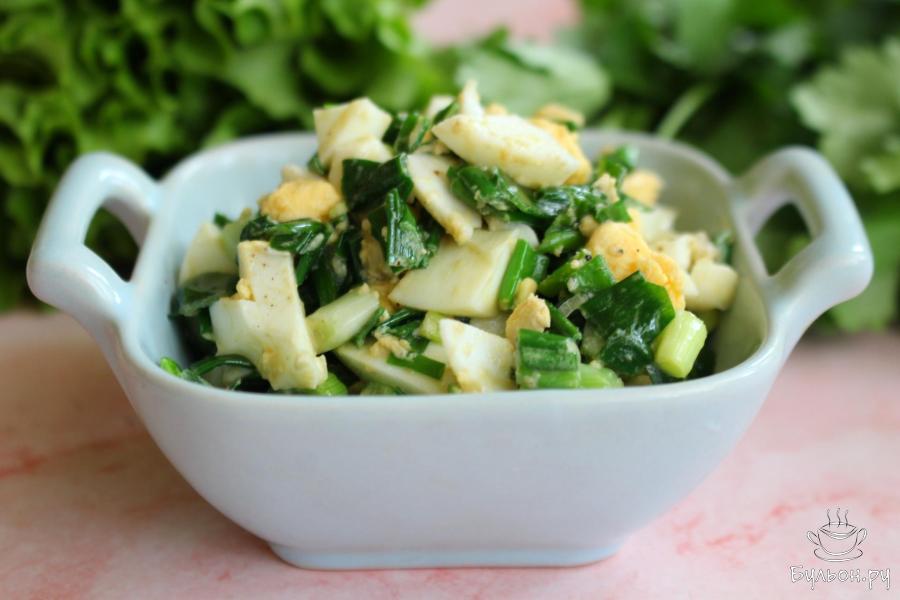 Начинка из зеленого лука и яиц на сливочном масле