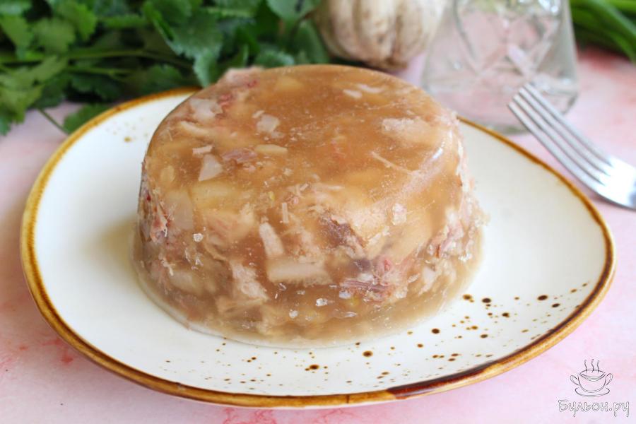 Домашний холодец из свиных ножек и рульки
