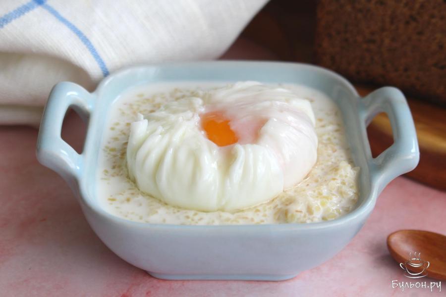 Кускус на молоке с яйцом пашот