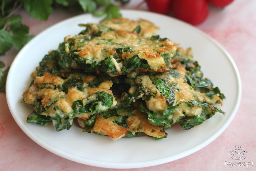 Оладьи из вареной куриной грудки и шпината
