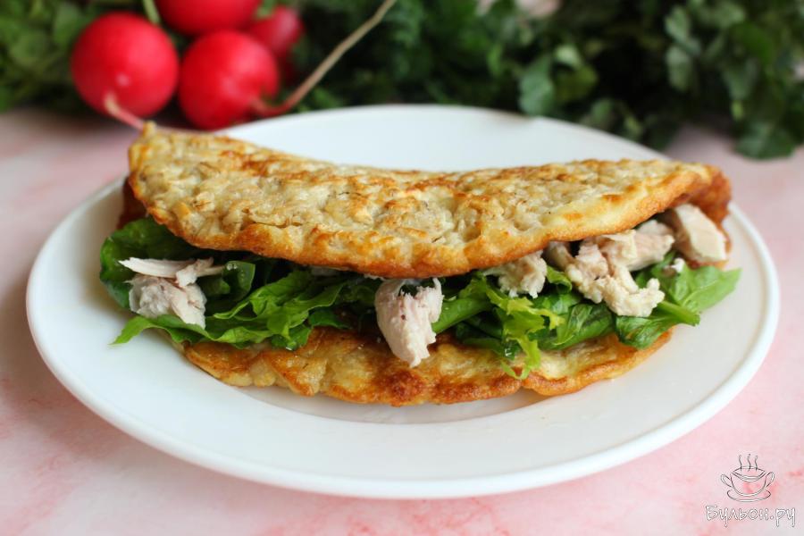 Овсяноблин с вареной куриной грудкой и шпинатом